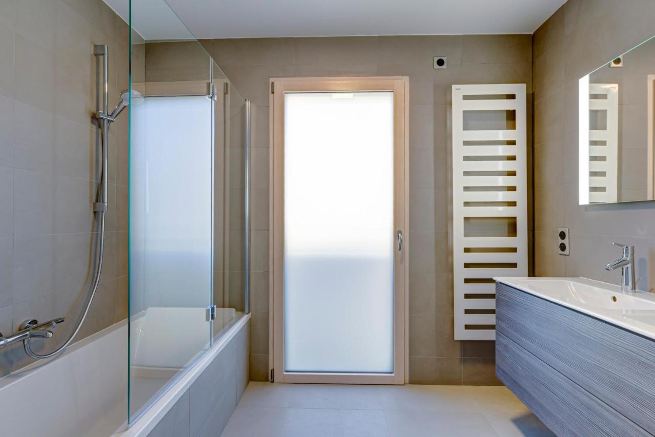 Serenity - 3 Bedroom Top Floor Apartment Parking & Lake View Terrace Анси Экстерьер фото